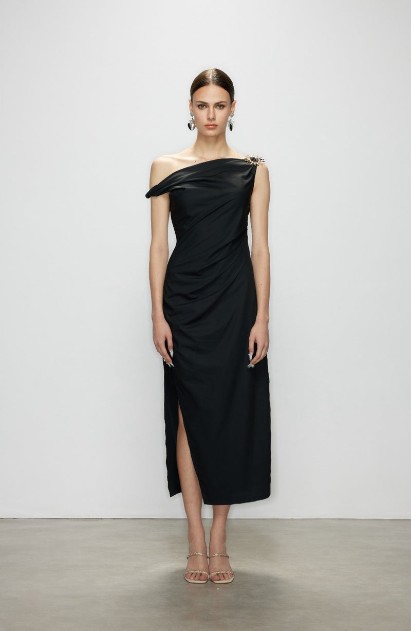 Artel Retro Black Off-Shoulder Long Split-Hem Midi Dress