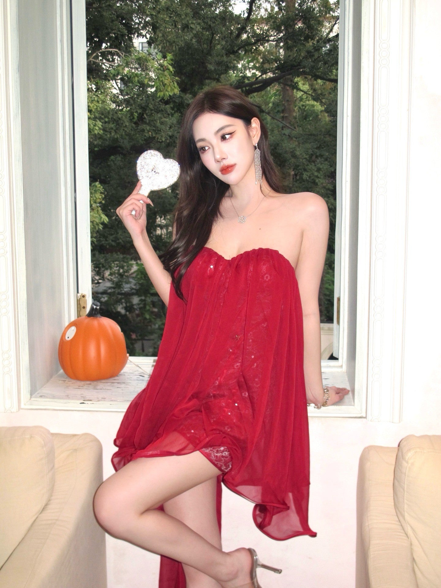 Sheer Luck Thiri Chiffon Strapless Ruffled Flounce Dress (Red)