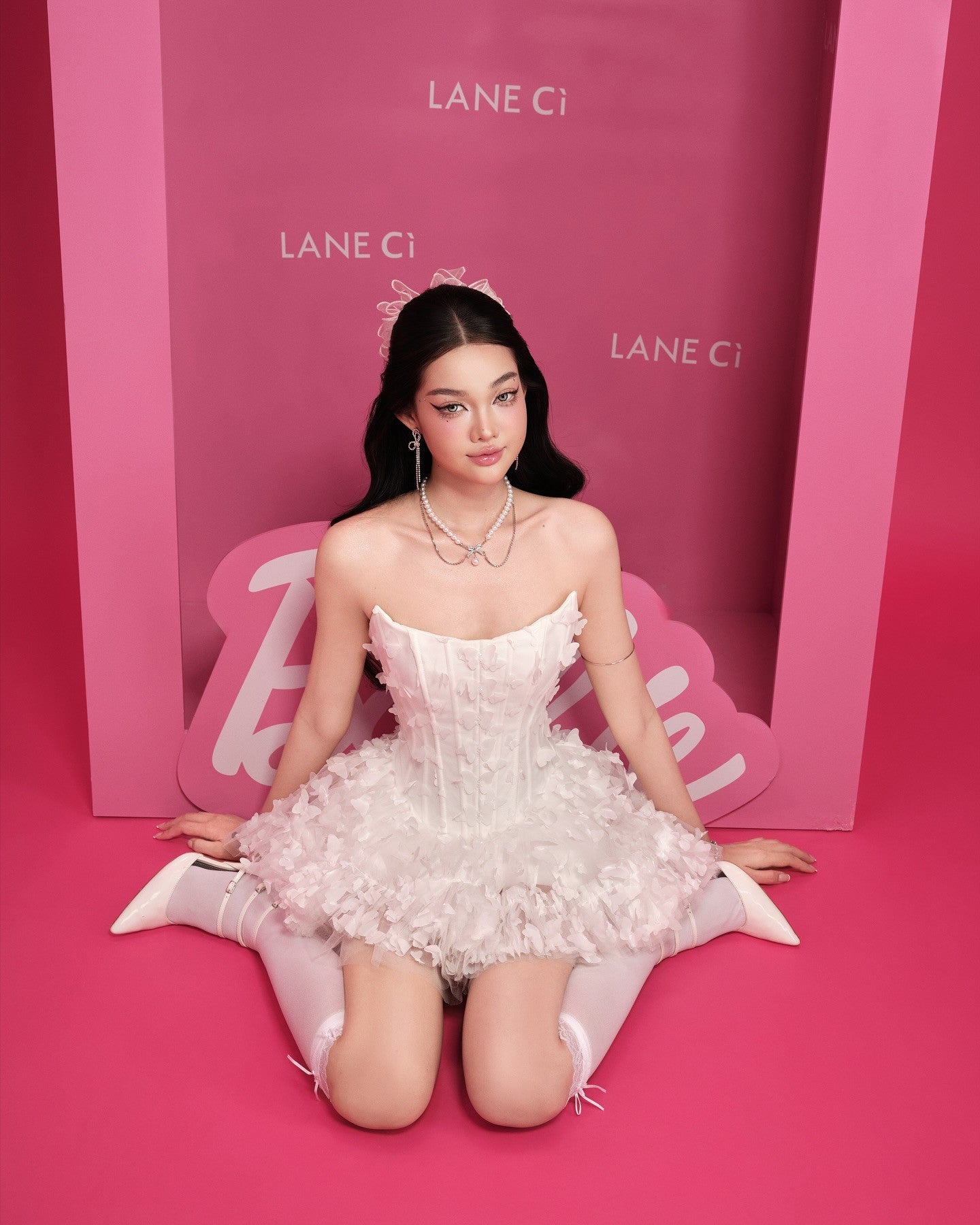 LANE CI Swan White 3D Butterfly Tube Puff Dress