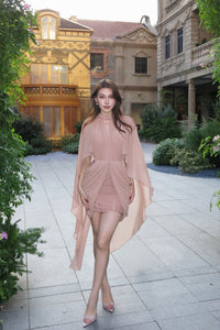 Sheer Luck Amara挂脖披肩鱼骨裙复古飘逸连衣裙（杏棕）