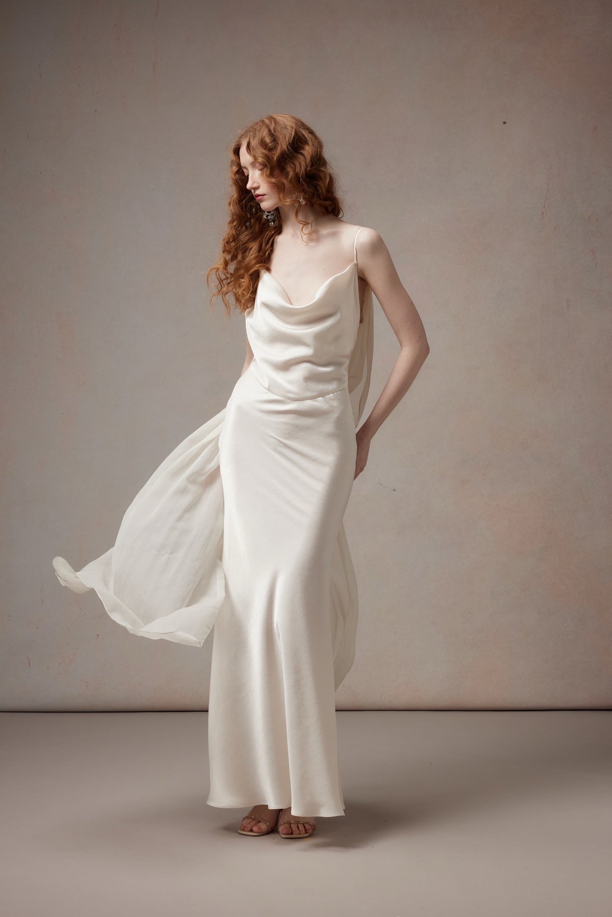 Fa Sogno Dawn Veil White Gown