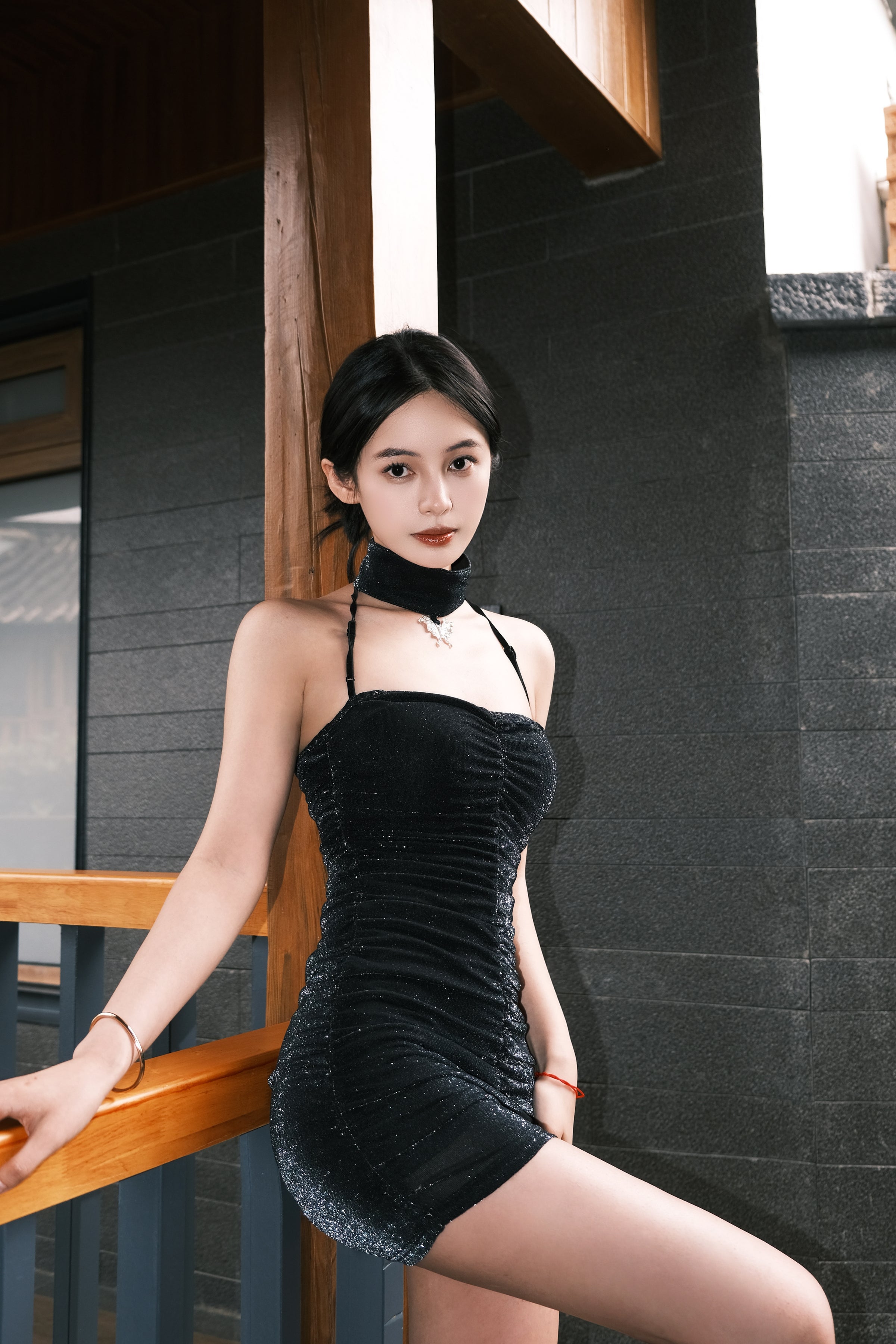 Black Halter Slim Mini Dress M Black Halter Slim Mini Dress M
