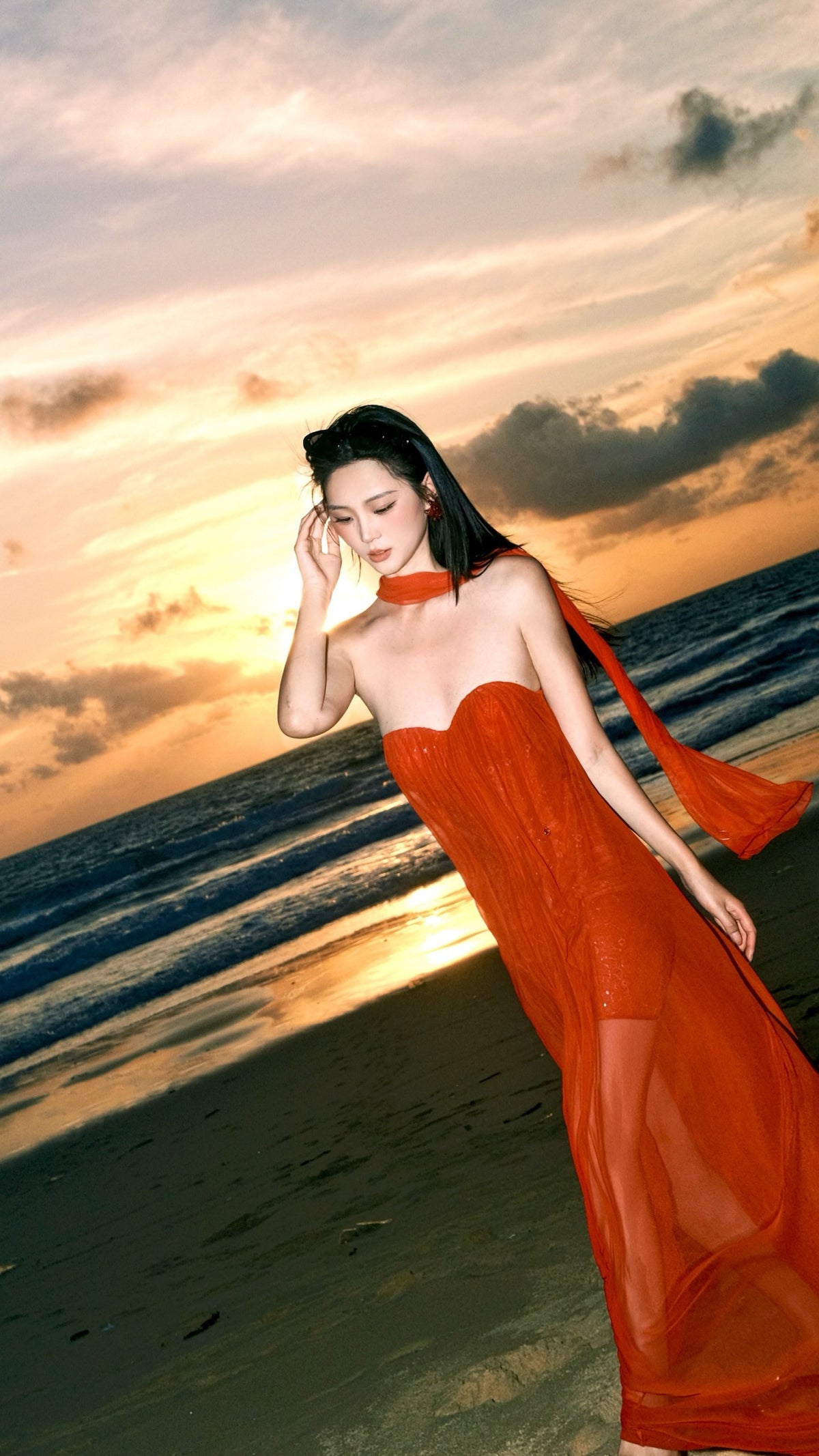 Sheer Luck Thea 抹胸网纱度假仙女风性感露背长款连衣裙