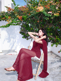 Sheer Luck Kira网纱飘带修身褶皱鱼尾长连衣裙（安克拉红）