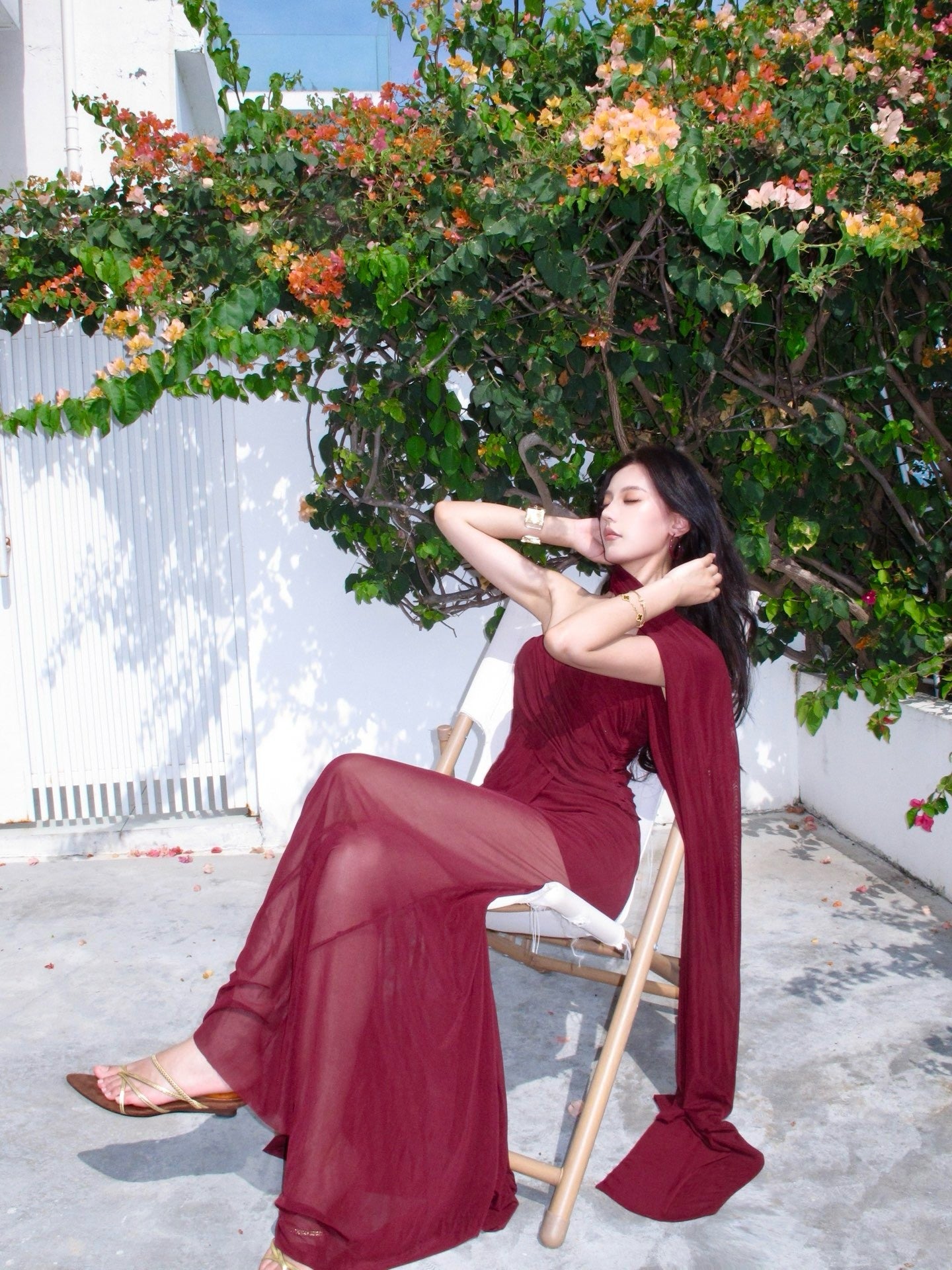 Sheer Luck Kira网纱飘带修身褶皱鱼尾长连衣裙（安克拉红）