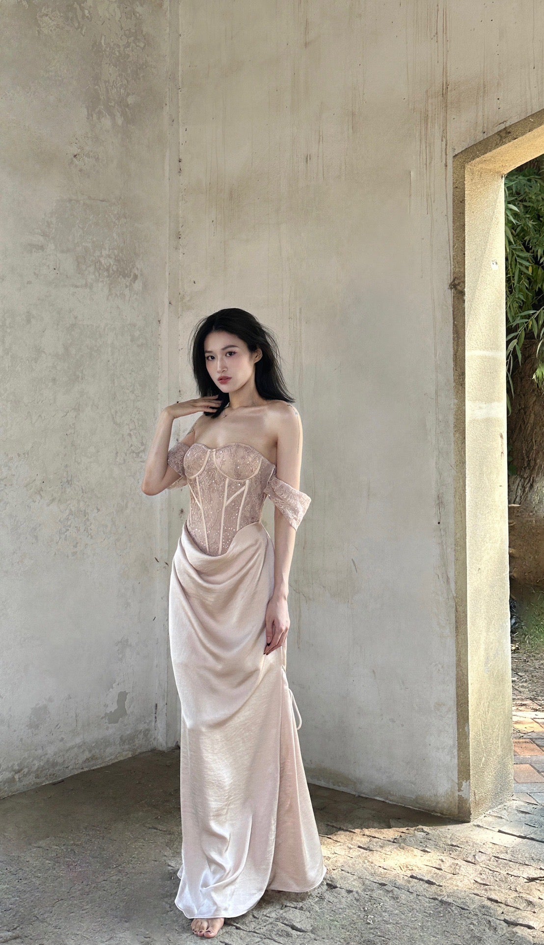 CROWCREW Gilded Double-Layer Fishbone Pleated Dress