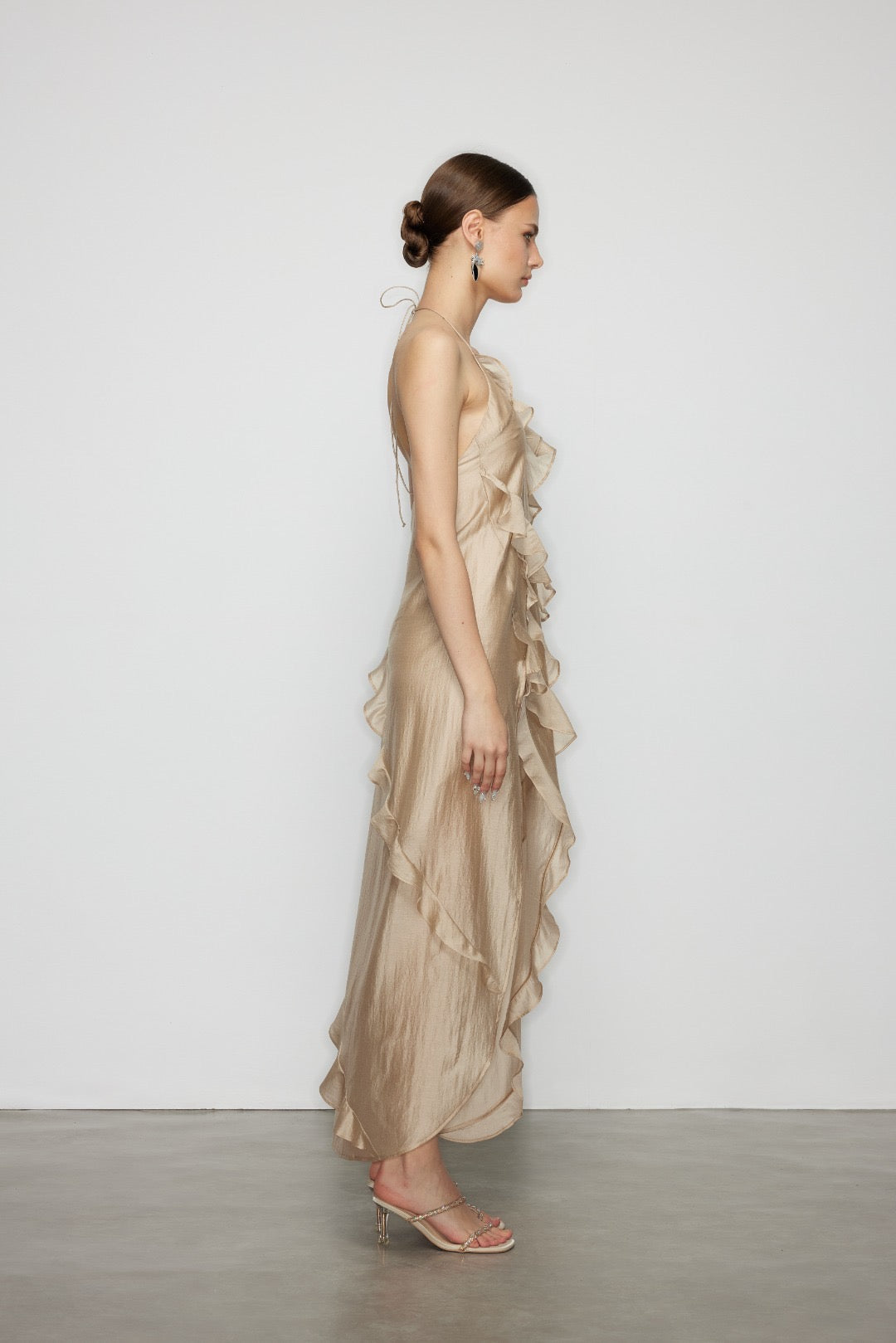 Artel Retro Wave Kiss Light Brown Ruffled High-Slit Dress