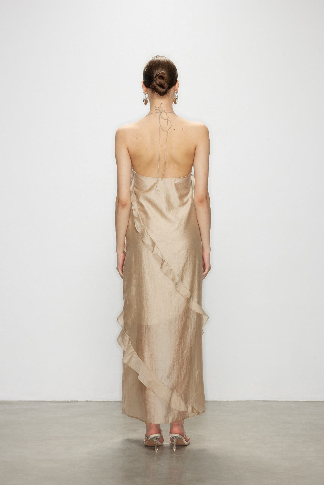 Artel Retro Wave Kiss Light Brown Ruffled High-Slit Dress