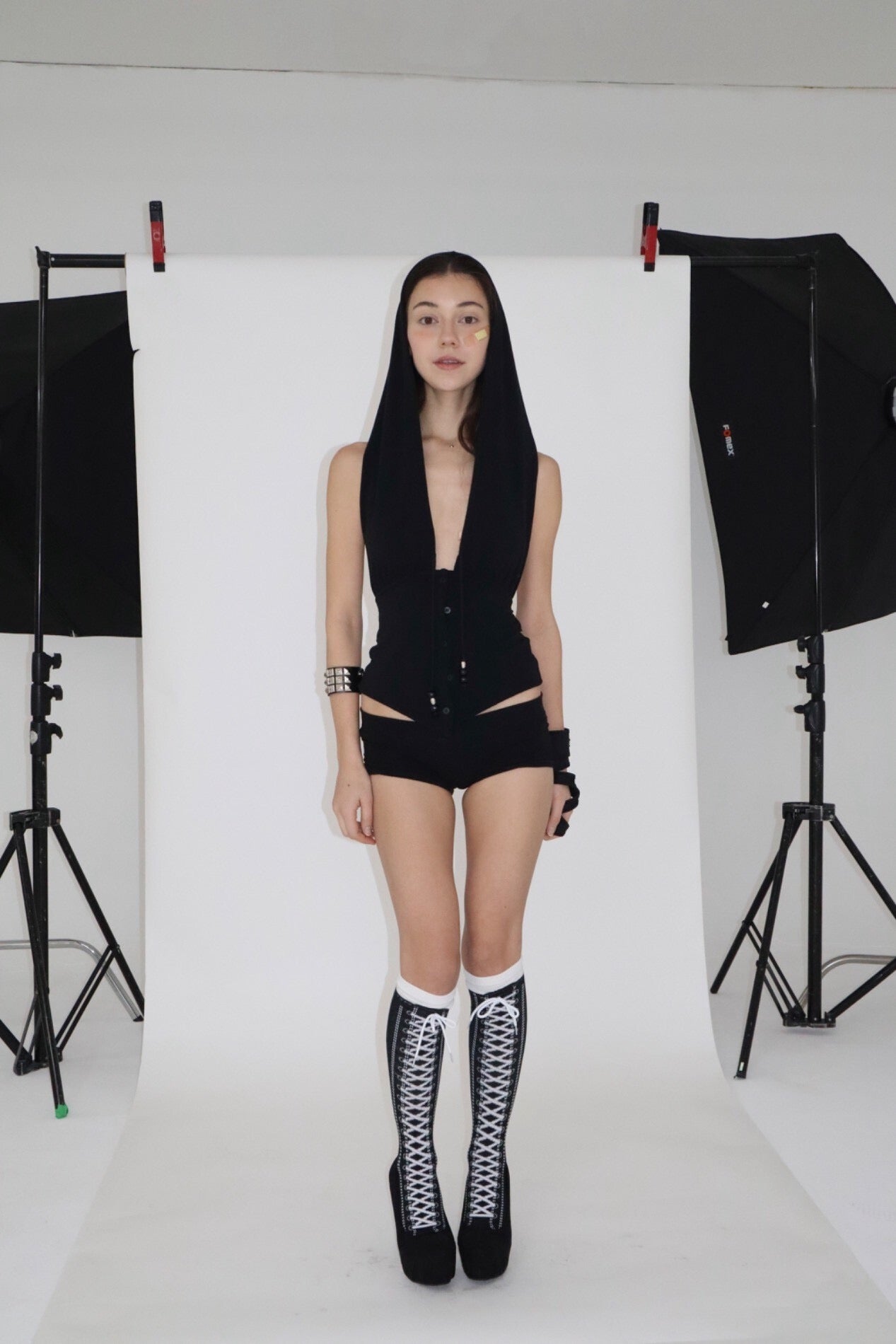 BNFROM beeds drape hood top [black]