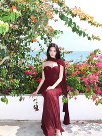 Sheer Luck Kira网纱飘带修身褶皱鱼尾长连衣裙（安克拉红）