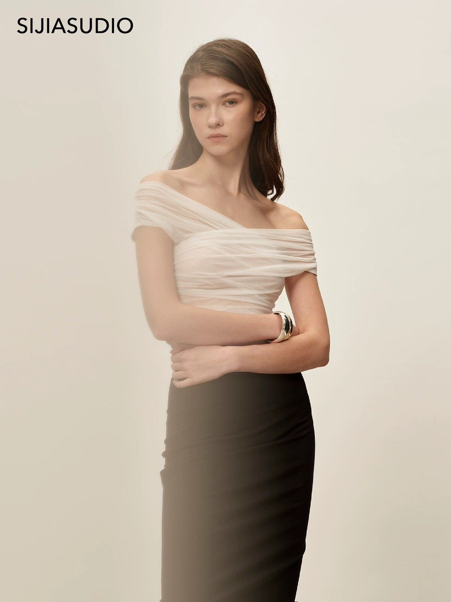 SIJIA白色一字肩褶皱网纱修身T恤